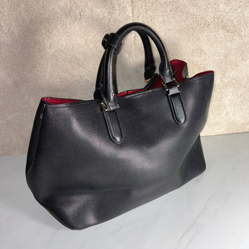 Zara Black Tote Bag - Medium - Textured Red Interior Gold Hardware Chic Minimal